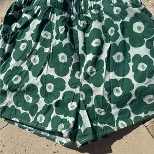 entro Green Floral High-Waist Women’s Shorts